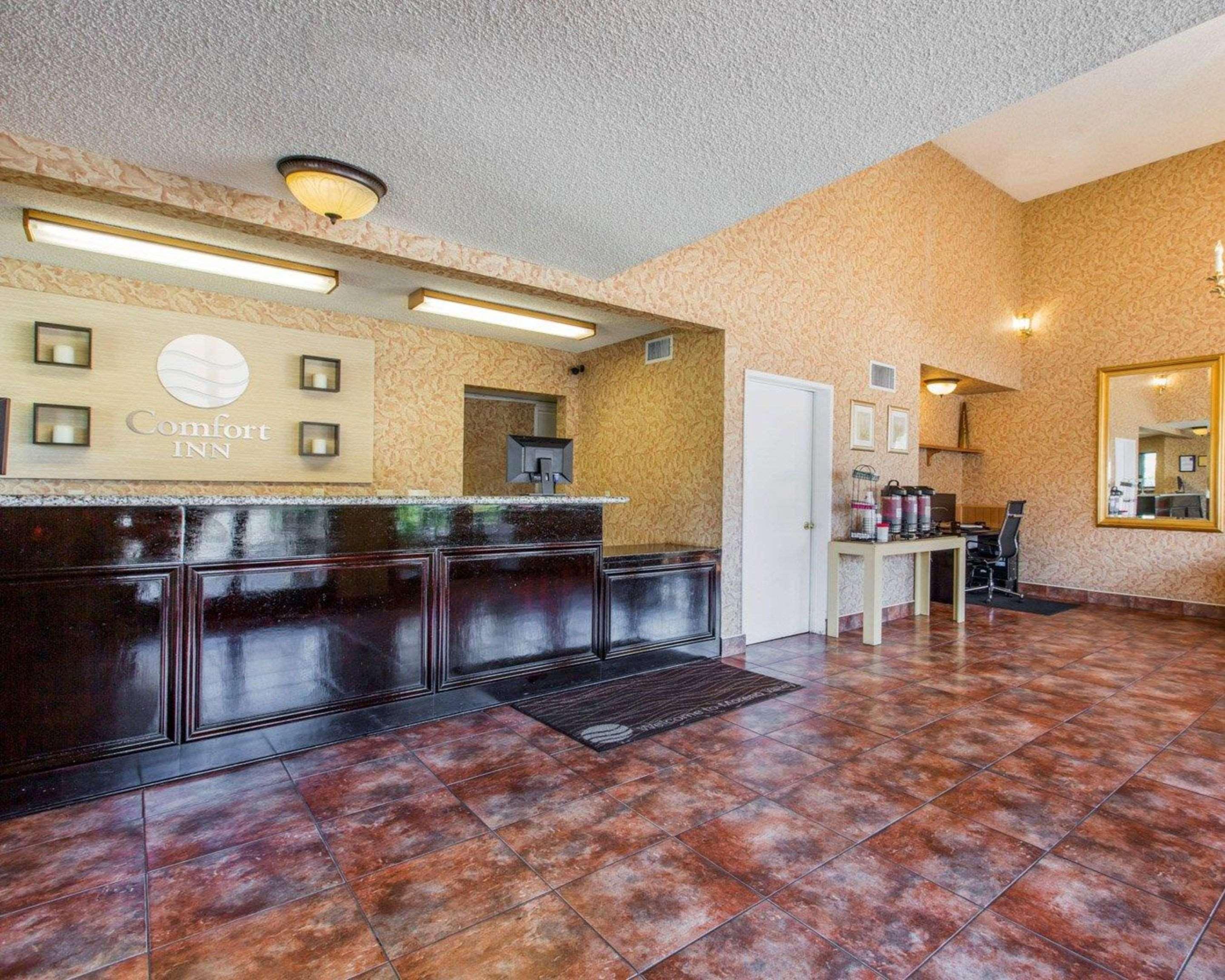 Comfort Inn & Suites Moreno Valley Near March Air Reserve Base Εξωτερικό φωτογραφία