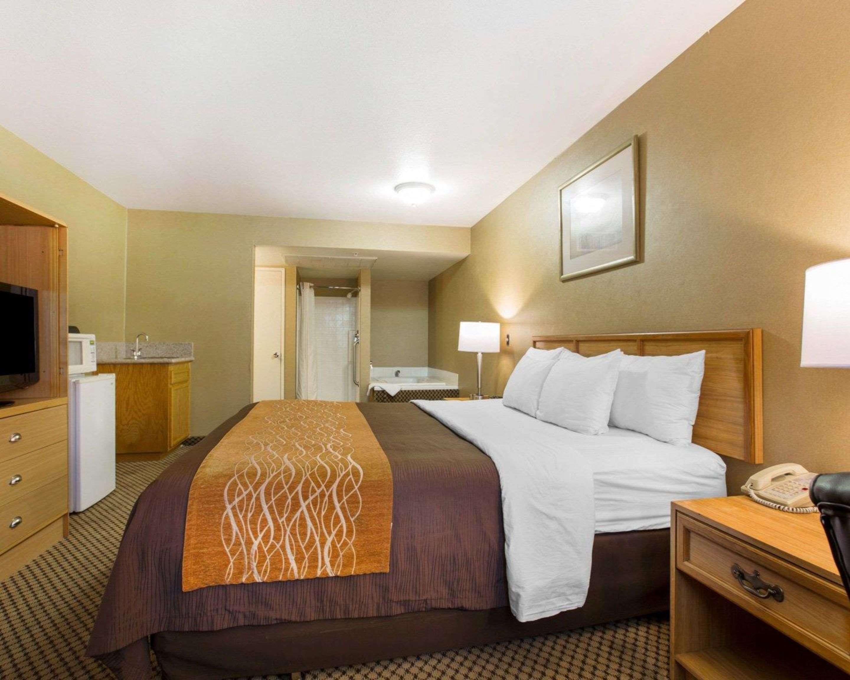 Comfort Inn & Suites Moreno Valley Near March Air Reserve Base Εξωτερικό φωτογραφία