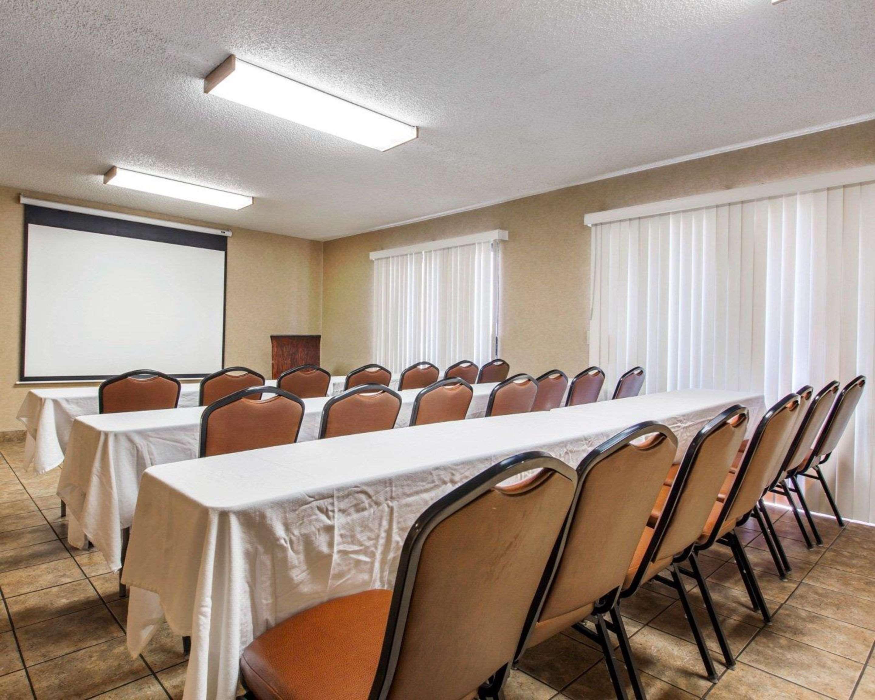 Comfort Inn & Suites Moreno Valley Near March Air Reserve Base Εξωτερικό φωτογραφία