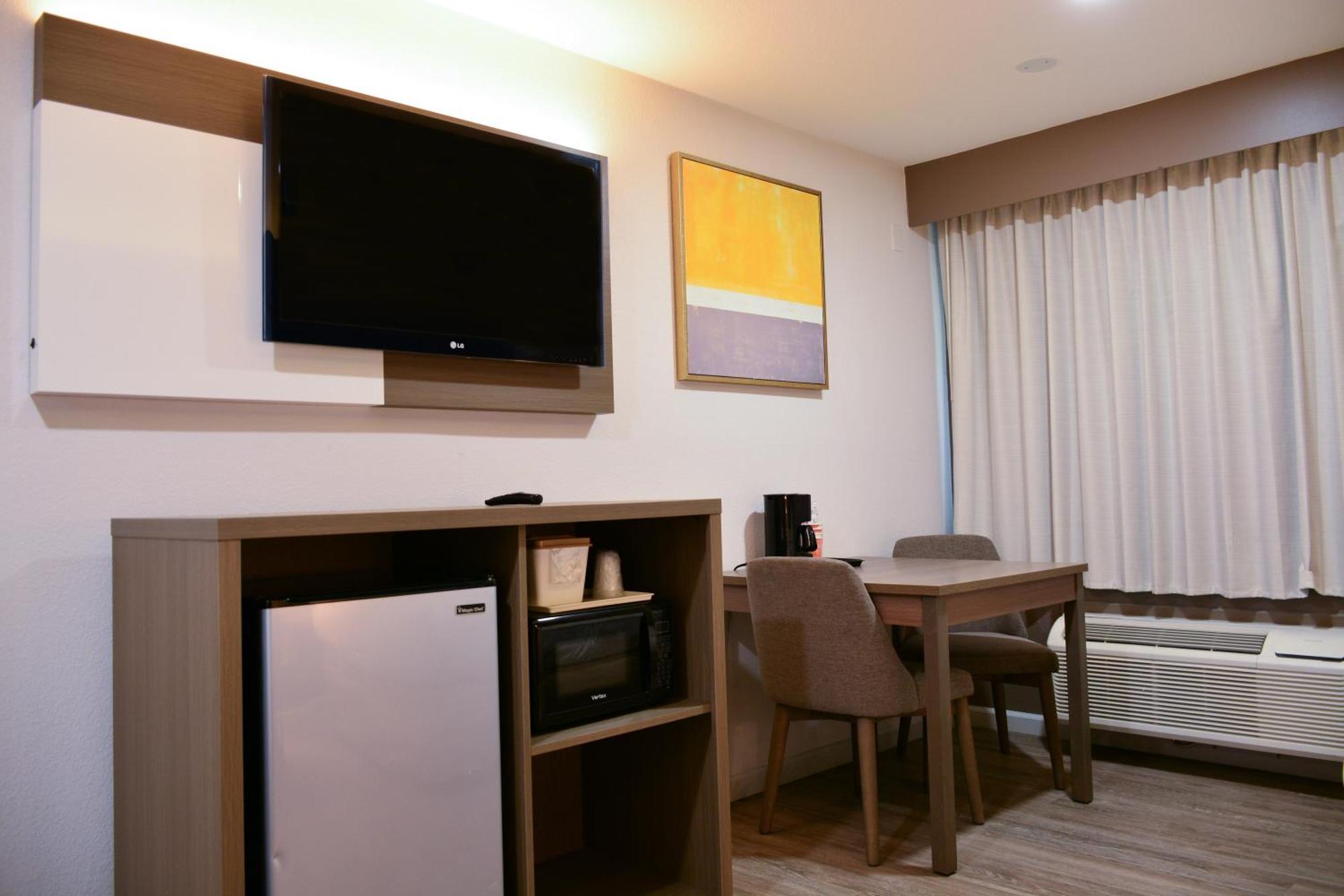 Comfort Inn & Suites Moreno Valley Near March Air Reserve Base Εξωτερικό φωτογραφία