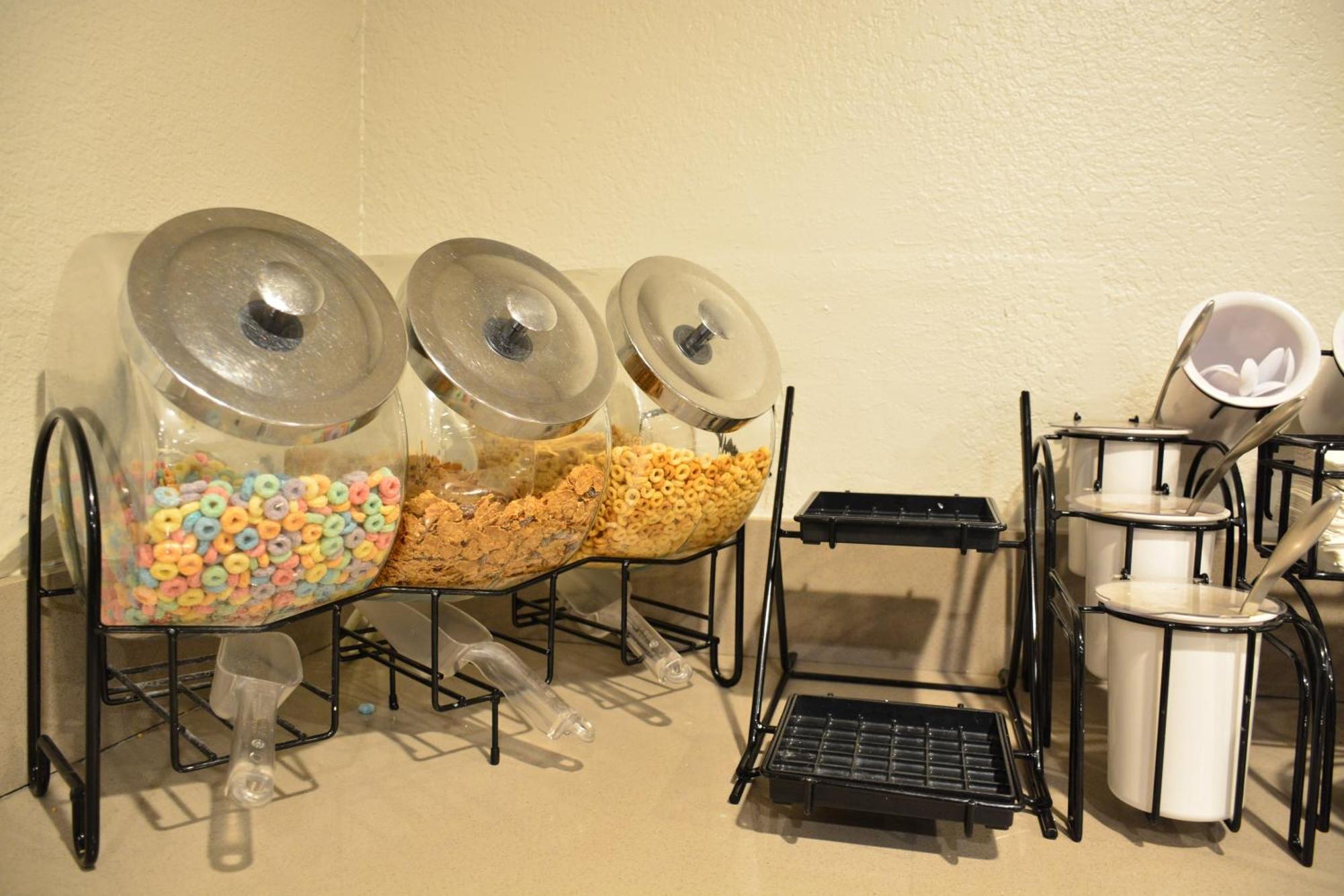 Comfort Inn & Suites Moreno Valley Near March Air Reserve Base Εξωτερικό φωτογραφία